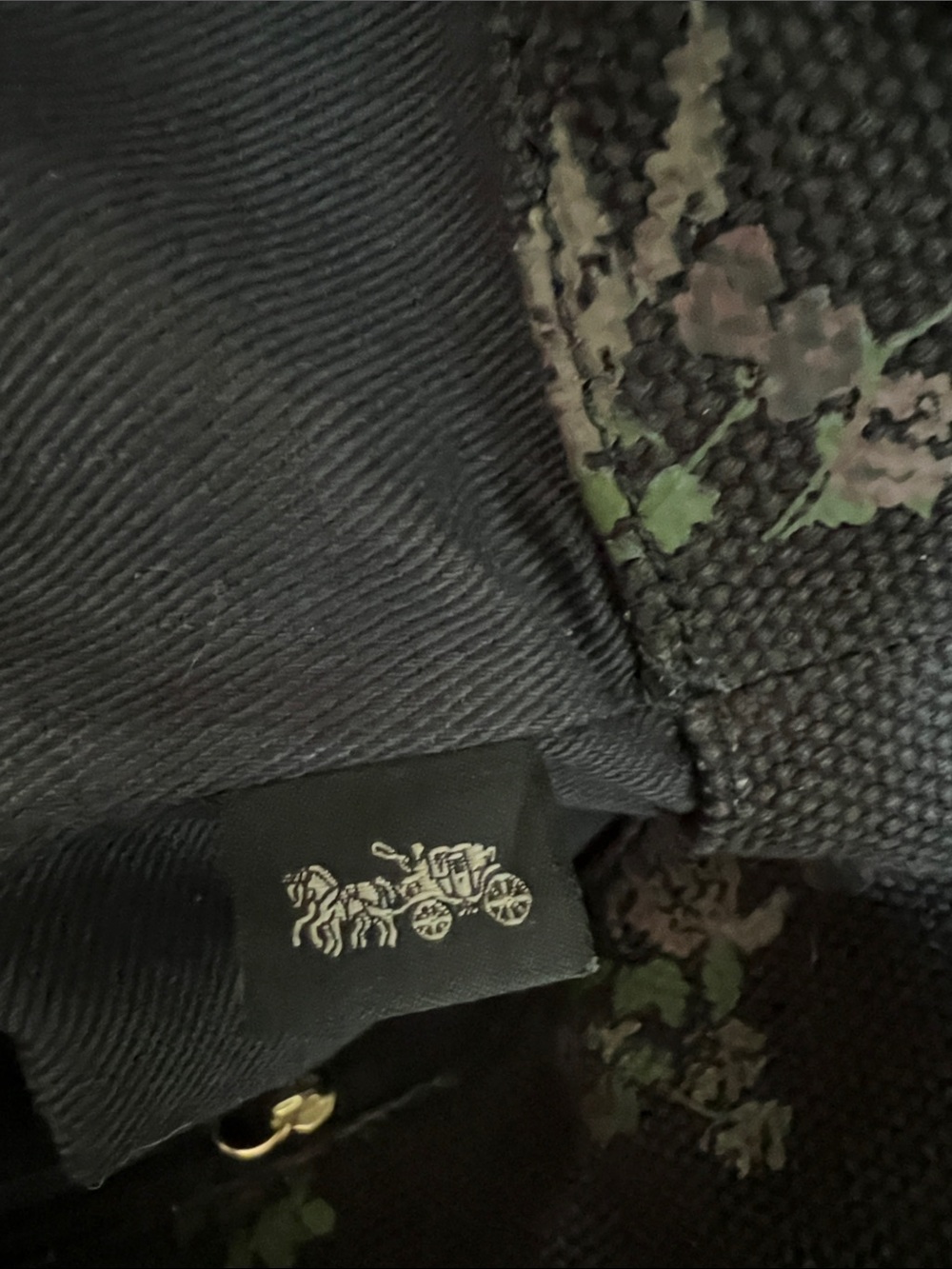 Coach x Jason Naylor LOVE Tote - Picture 16 of 16